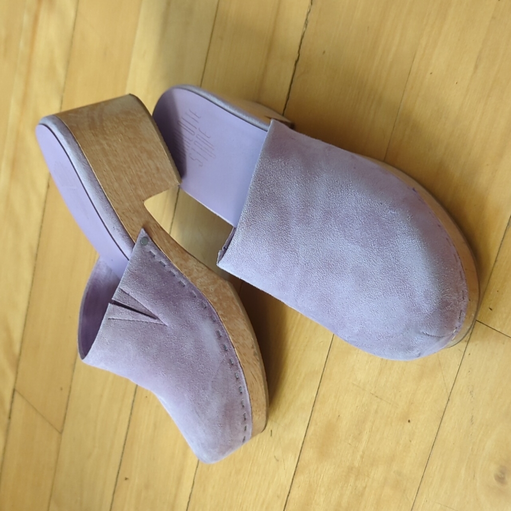 Charlotte Stone Martino heels in Lilac size 9